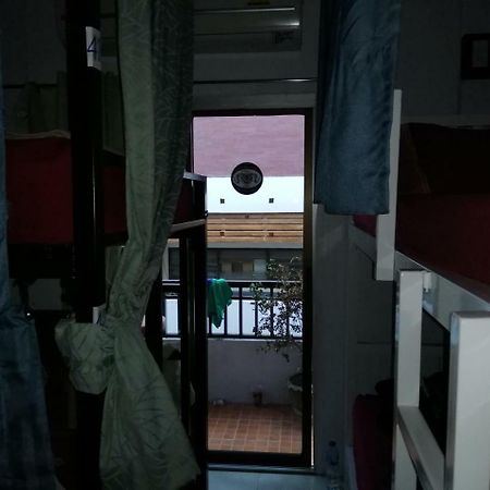 Neverland Dorm Ko Phi Phi Exterior foto