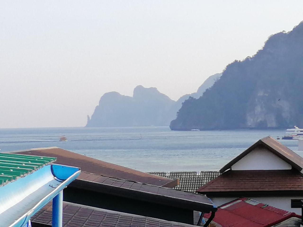 Neverland Dorm Ko Phi Phi Exterior foto