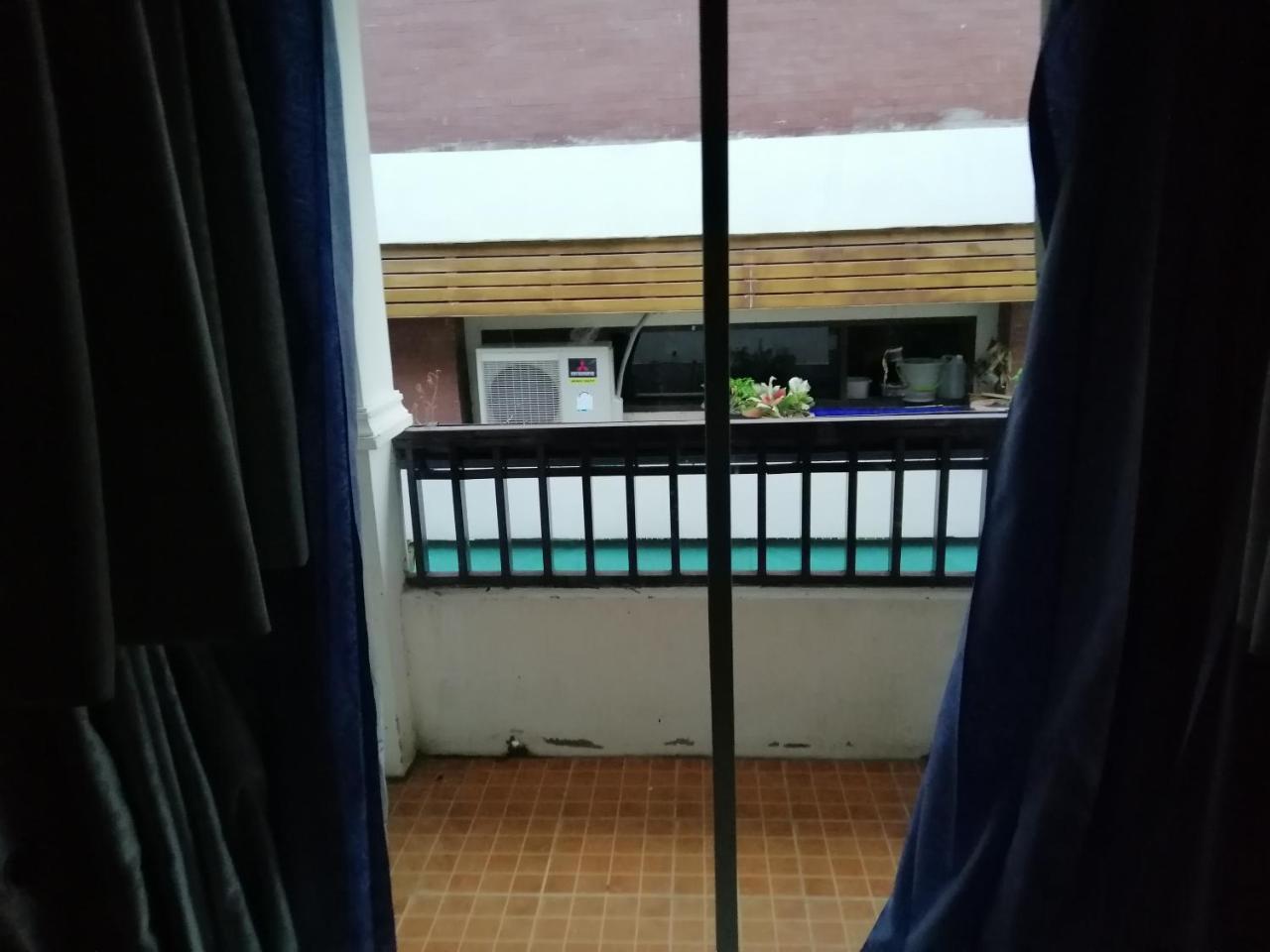 Neverland Dorm Islas Phi Phi Exterior foto
