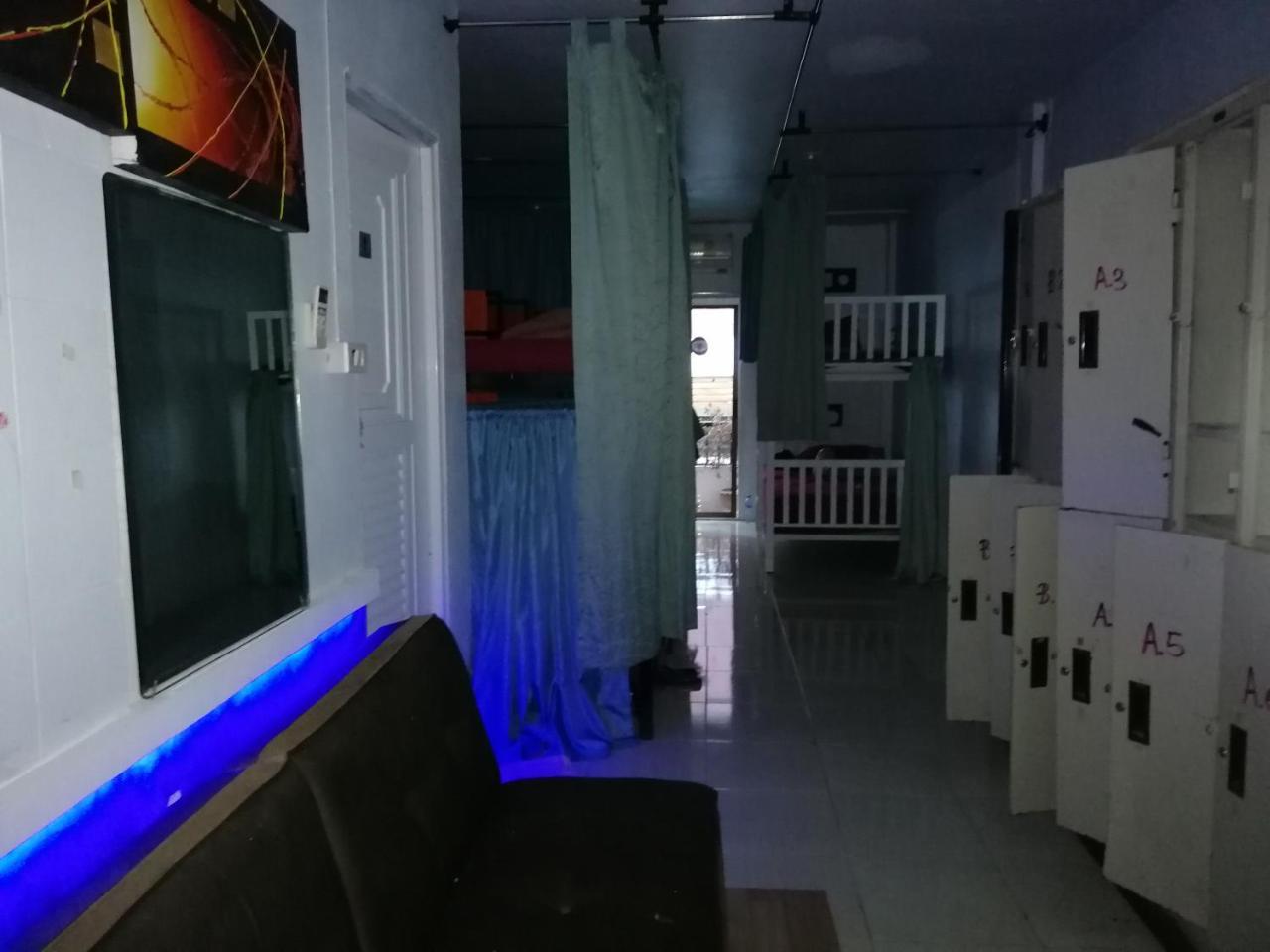 Neverland Dorm Ko Phi Phi Exterior foto